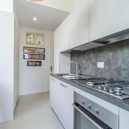 1 Bedroom In Apartament Recco